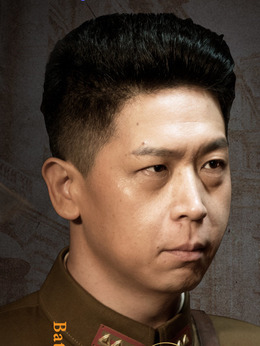 谭东保（刘勃君饰演）