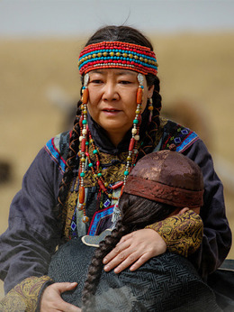 布鲁德娘（萨日娜饰演）