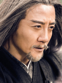 萧九凤（张岩饰演）