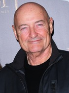 特里;奥奎因剧照