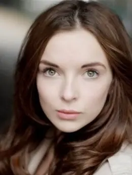 朱迪·科默（朱迪·科默 饰演）