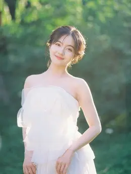 秦莞（李兰迪 饰演）