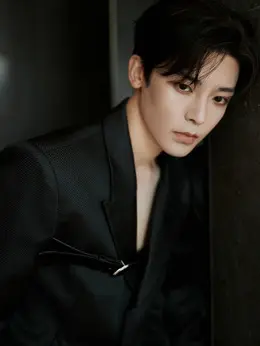 肖瑶（谭松韵 饰演）