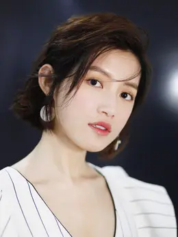 付琼（苏青 饰演）