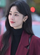 舒听澜（龚婉怡饰演）