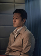 董耀（谭凯饰演）