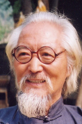 忠（李翰臣饰演）