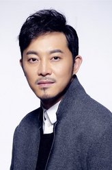 郭洋港（沙溢饰演）
