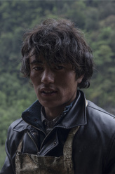 色巴江措（色巴江措 饰演）