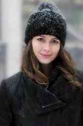 根/Root（根妹）（艾米·阿克饰演）