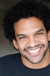 Michael Forrest（Khary Payton饰演）
