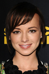 阿什利·理查兹（阿什利·理查兹饰演）