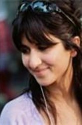 杰拉尔丁·纳卡什（杰拉尔丁·纳卡什饰演）