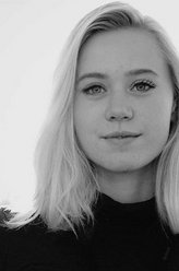 约瑟芬·弗里达·佩特森剧照