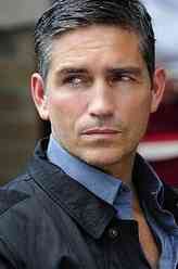 吉姆·卡维泽剧照