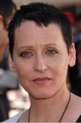 罗莉·佩蒂（罗莉·佩蒂饰演）