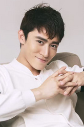 赵毅新（赵毅新饰演）