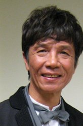 Shaw（张嘉年饰演）