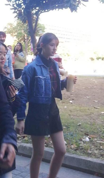 蜗牛与黄鹂鸟剧照