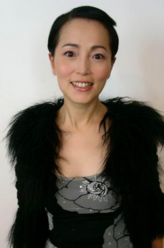 张丹芙妈妈（苑琼丹饰演）