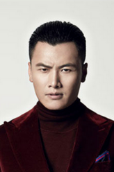 韩振东（于滨饰演）
