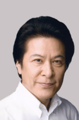 鹿贺丈史（鹿贺丈史饰演）