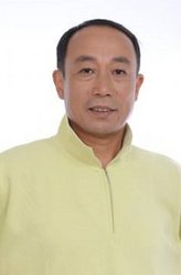 老迟（孙海英饰演）