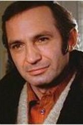 本·戈扎那（本·戈扎那饰演）