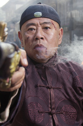 伍四六（潘长江饰演）