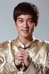 泰哥（陈国坤饰演）