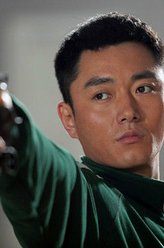 许海峰（李东学饰演）