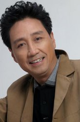 钟克（周舟饰演）