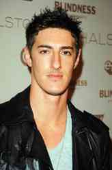 艾里克·巴弗尔（艾里克·巴弗尔饰演）