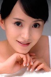 铁飞花（商蓉饰演）