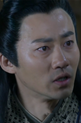 张一（徐亮饰演）