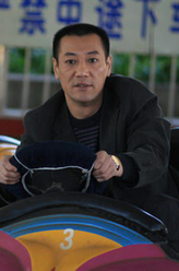桂所长（英壮饰演）
